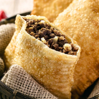 Pastel de Carne Simples