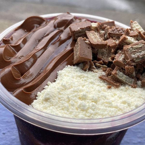 Açai c\ Nutella e Kit Kat de 750ml